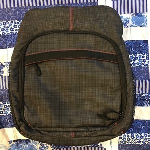 Thirty One Organizer Camera Bag